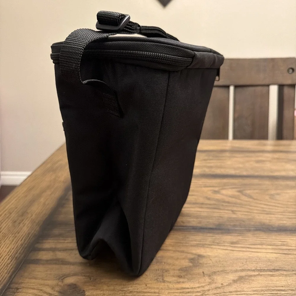 Carhartt Insulated Lunch Bag With Adjustable Shoulder Strap. D&L Transport Logo